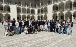 4eib8uvzy1_____4477c6c8-8925-4801-b38f-c2423c7291ef