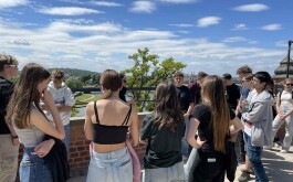 4eib8uvzy1_____4477c6c8-8925-4801-b38f-c2423c7291ef