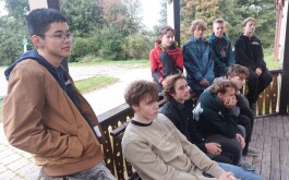 7bo82fce5a_____Média (9)