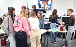 tb7sb9g6d2_____a20251216_084339