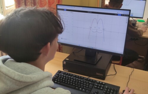 2026 - Desmos v kvartě