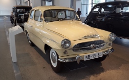 tujqbczxov_____e65a0mucpd-150616-exkurze-skoda-auto-mb-49_1170_700_SHRINK_ONLY__85_jpg_