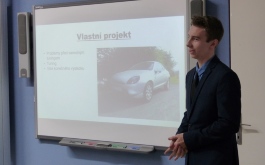 9ki52yi4gi_____8l2eqaxjsh-p1200948