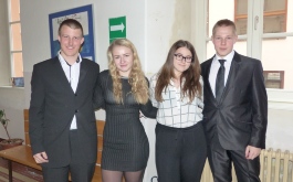 9ki52yi4gi_____8l2eqaxjsh-p1200948