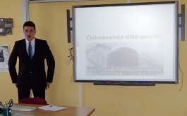 9ki52yi4gi_____8l2eqaxjsh-p1200948