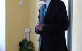 9ki52yi4gi_____8l2eqaxjsh-p1200948