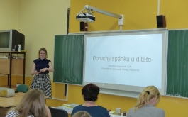 9ki52yi4gi_____8l2eqaxjsh-p1200948