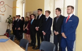 9ki52yi4gi_____8l2eqaxjsh-p1200948