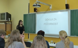 9ki52yi4gi_____8l2eqaxjsh-p1200948