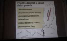 rj2oadsjgb_____hle5ddglf6-1-vedecka-chemicka-konference-046_1170_700_SHRINK_ONLY__85_jpg_