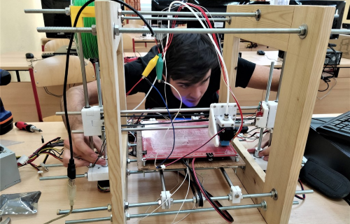 2020 - 3D tiskárna vlastními silami