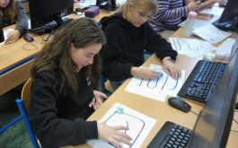 z4y8t3txsv_____Ozobot_21