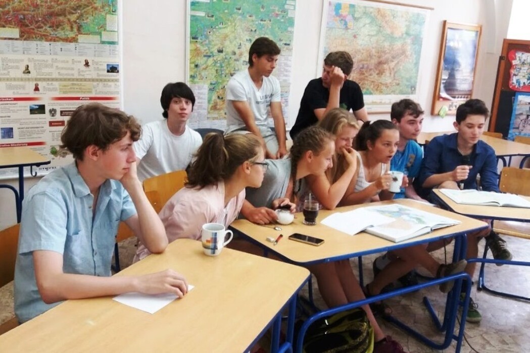 7gc67adxz9_____wfik3b4cmg-20180608-100702