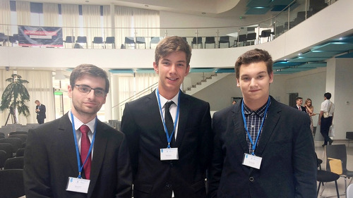 Obklopit se chytrými lidmi, kteří v něčem vynikají, to je ta pravá motivace