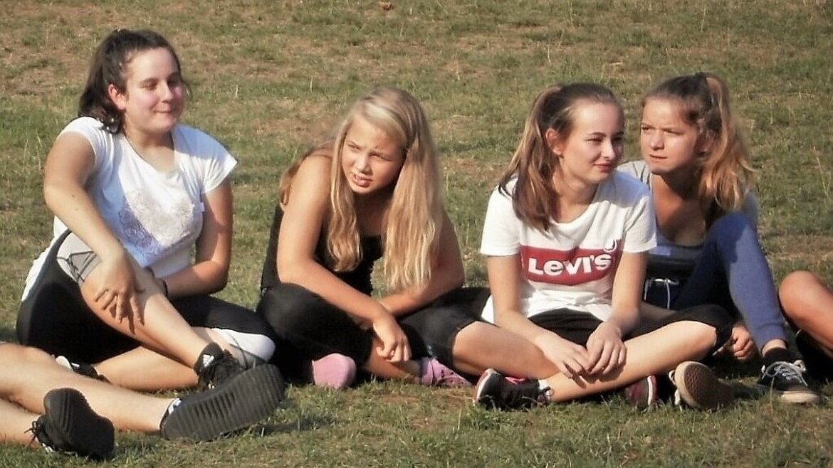 8cd7r9rpw5_____d739iigwg9-p9010575 (1)