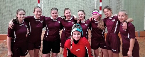 Naši florbalisté a florbalistky bojovali o postupy do kraje