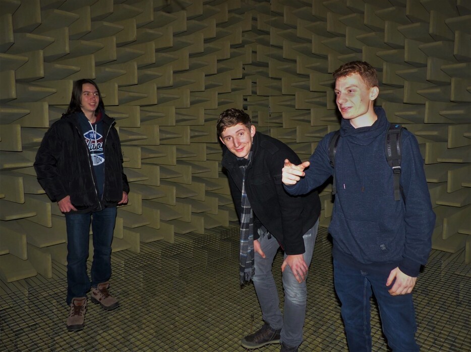 zvoqzyxq42_____5rkydde1ke-p1270680 (1)