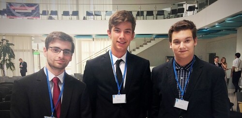 Rozpis obhajob ročníkových prací