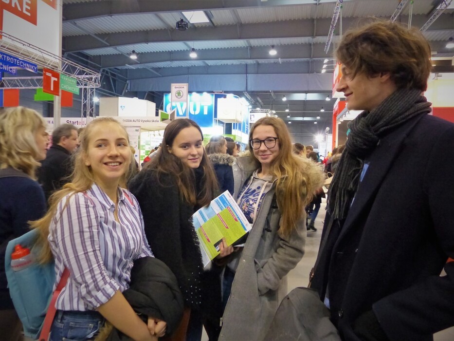 ezd1nrpo4d_____qjt62h756d-p1290024