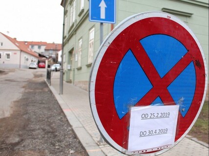 Rekonstrukce ulic V Hradbách a Martinovského