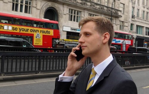 Vítěz třetí největší ekonomické ceny na světě mezi námi