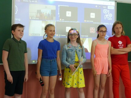 Primáni vytvořili mluvicí kuchařku a získali v soutěži iKid 2. místo!