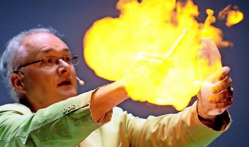 Wissenschaft macht Spaß und Deutsch auch! Věda je zábavná a němčina také!