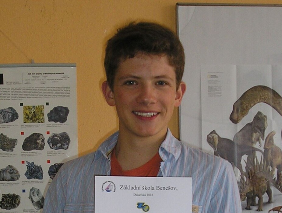 c070c4kr7i_____ghdfhfdgh