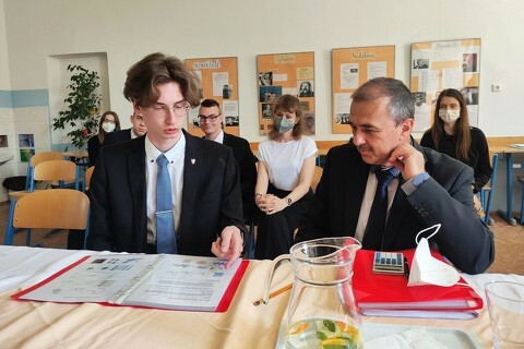 Organizace maturitních zkoušek na GZWR ve školním roce 2021/2022