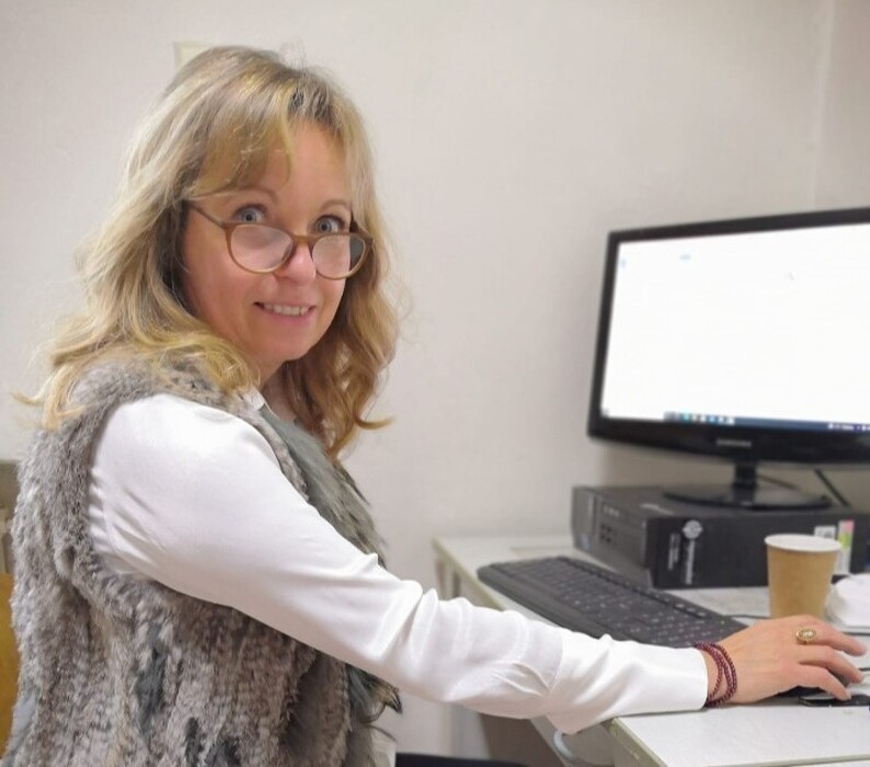 yh7par496r_____Mgr. Eliška Pilátová