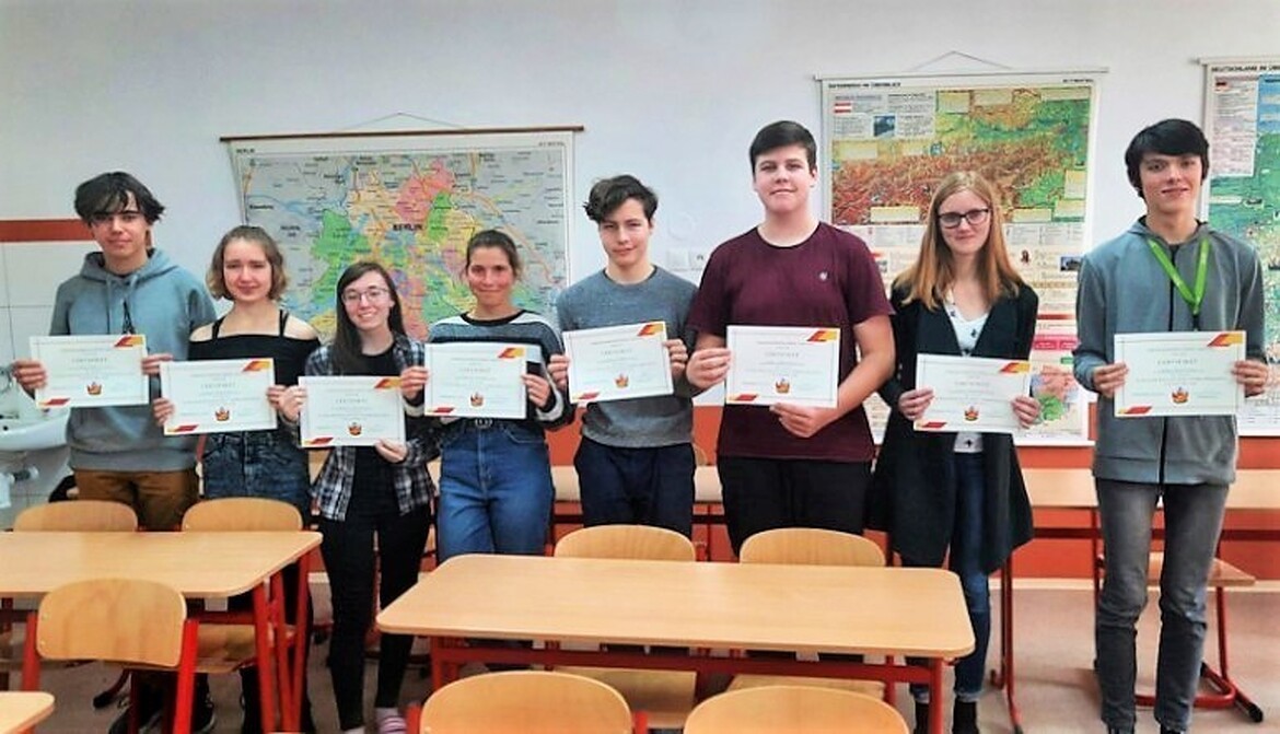 r14z1prlv9_____nemcinaskolni