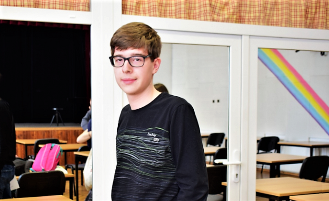 brs1gw97bv_____vospálek