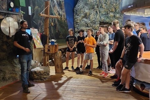 Tři hodiny plné luštění, běhání a zábavy