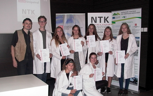 Naši studenti na prestižní Letní škole chemie