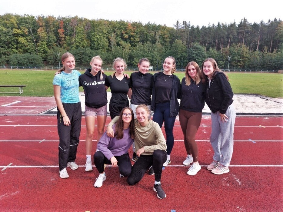 v6g63qennf_____20221005_124957