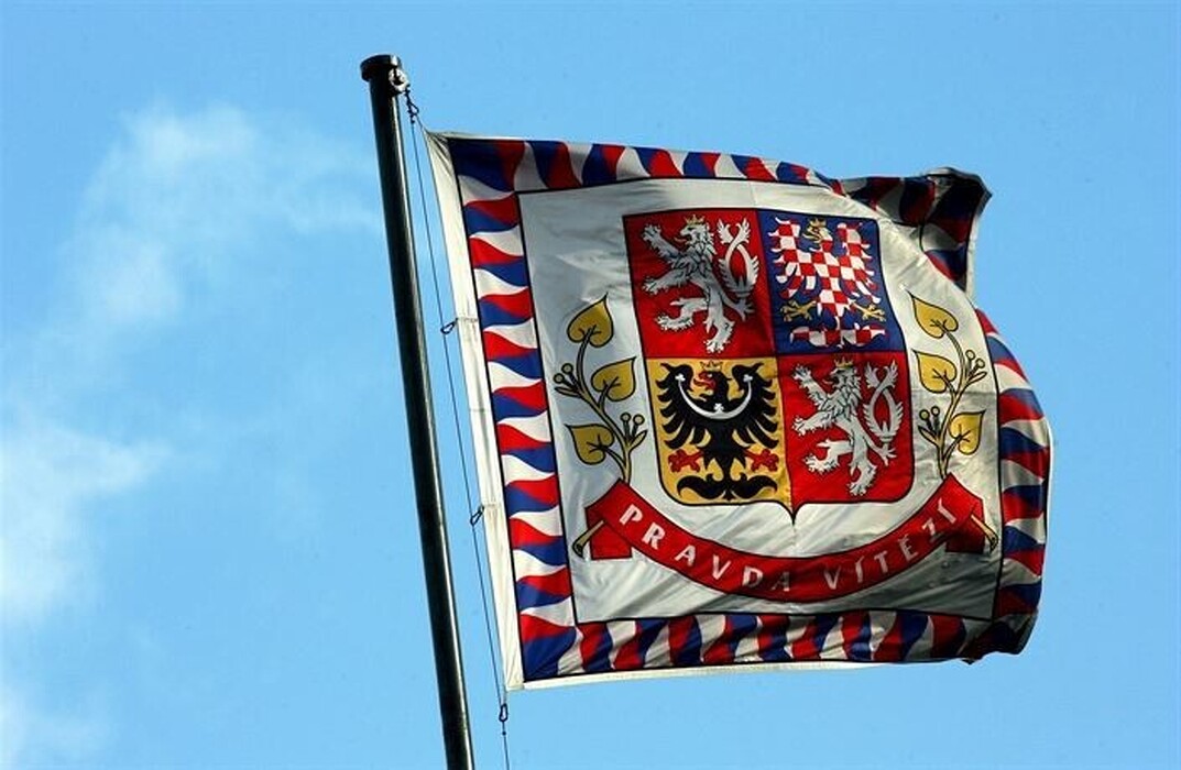 ex5xodyhx3_____GIB5e18ca_70253104