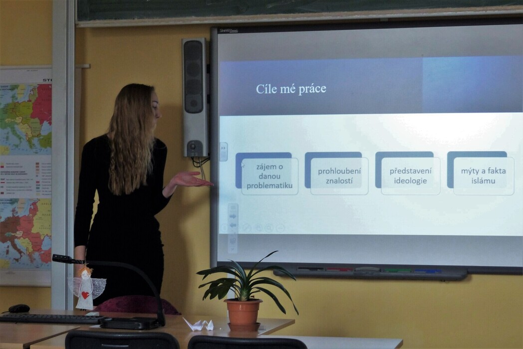 0jq6xm9ztk_____P1480022