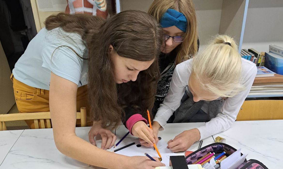 5q8h11j9fv_____přítoda