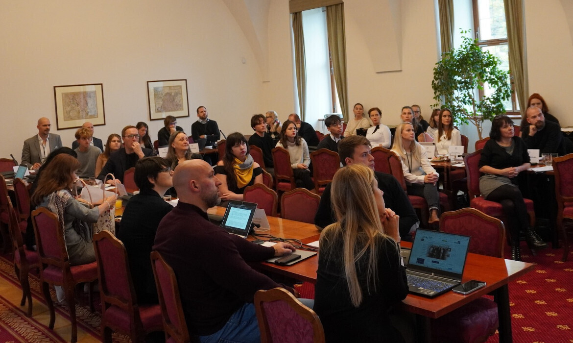 ykrb34tn5e_____senát