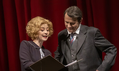 Pro členy KMD: Český román