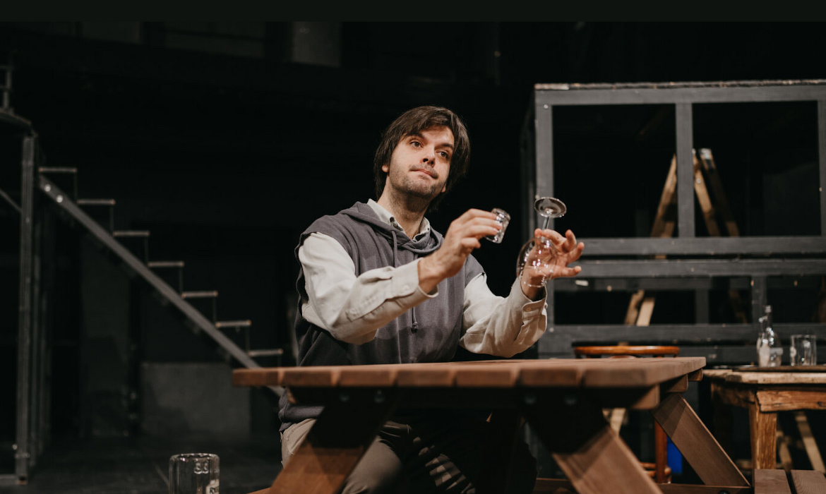 izapqg2zhe_____roknavsi