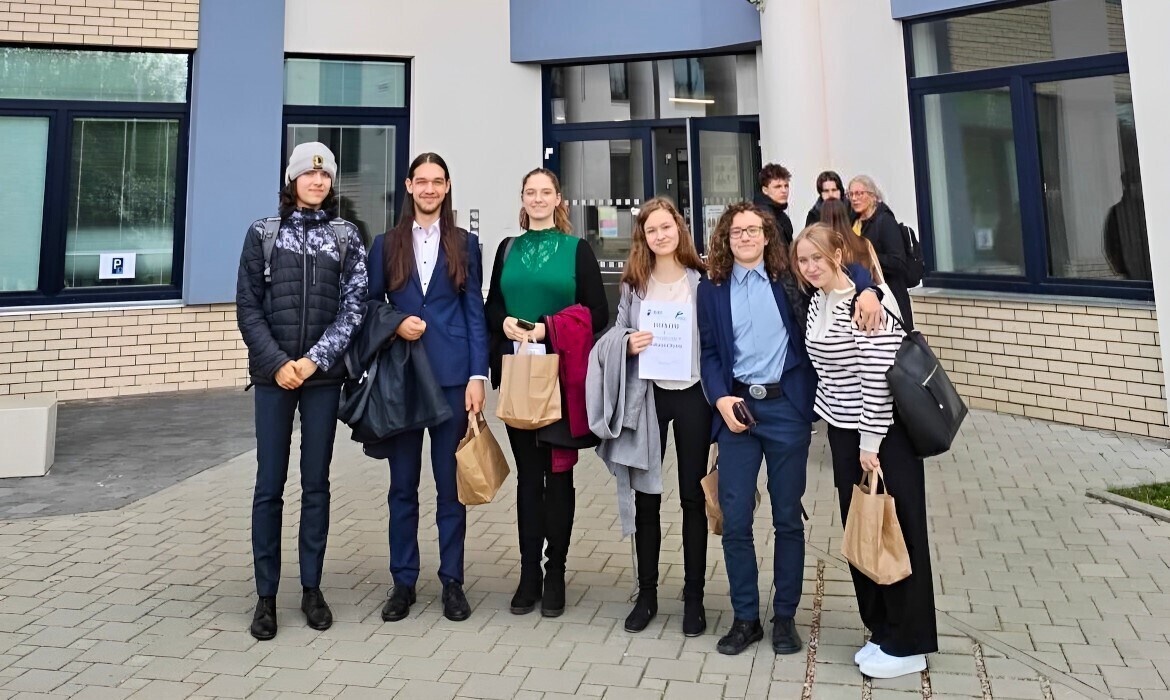 5c52z7zqj5_____7eecb1c1-f54f-4f43-e6-70e302ccdd94