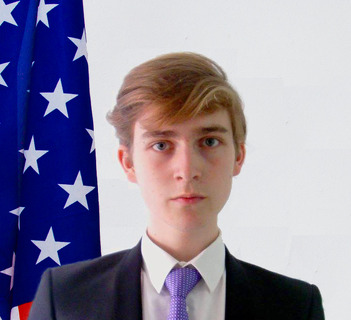 Čtvrtý anglicky nejlépe mluvící student v republice je Luboš Plamitzer