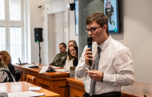 Samuel na Radě mladších: Bude nás příště víc?