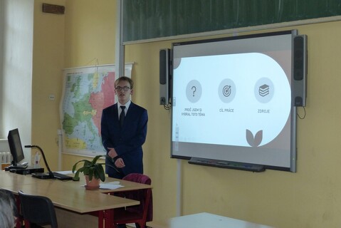 Obhajoby ročníkových prací 2025