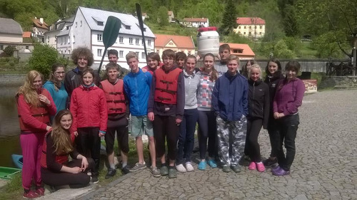 Na kolech kolem dokola