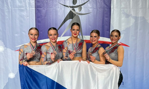 Bronz z ME v aerobiku pro naše studentky