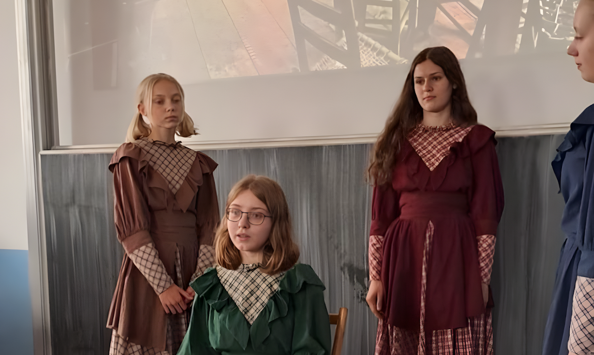 7k5hf6joa8_____divadlo2