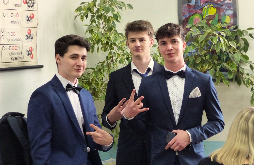 gh3d10ncoe_____P1580588