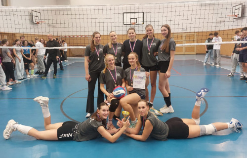Holky zářily a braly medaile